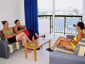 Mariela Hotel Apartments - Image 5