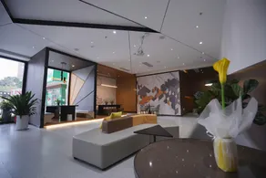IU Hotels·Nanning Zoo Metro Station RT-Mart - Image 2