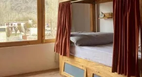 Mount End hostels & rooms - Image 4