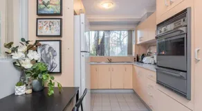 Lively Double Room - Near Olympic Park - Shared Bathroom - Image 3