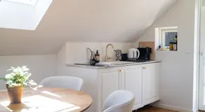 Lille villa med havudsigt og sauna - Image 3