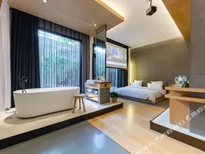 Jinan Daming Lake Quancheng Plaza Manting Garden Hotel - Image 2