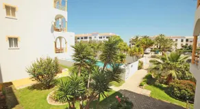 Travellers Guesthouse - Image 5