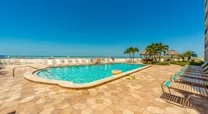 Direct Beachfront 1b 1b Corner - Sandy Shores #501 - Image 3