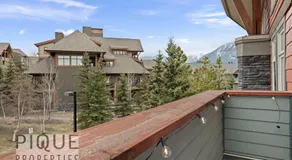 Alpine Loft with Pool, Hot Tub & Mountain Views - Image 4