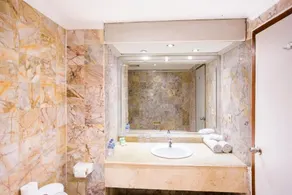 One BR Superior Room #V369 - Image 4