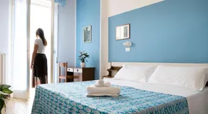 Hotel Cheri - Image 2