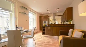 93a Grey Street Apartments - Image 2