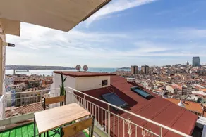 Central 2 BR Apartment  Bosphorus View in Besiktas - Image 3