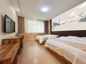 Dongcheng Hotel - Image 2