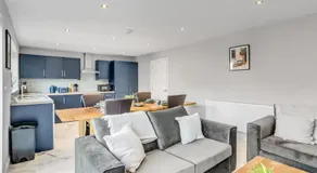 8 Beds Denmark House - Image 3