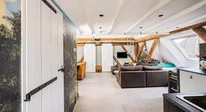 Authentic apartment in farmhouse near Amsterdam - Image 2
