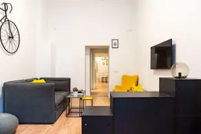 SPACIOUS 2 BR +A/C+SelfCheckIn+Free Street Parking - Image 4