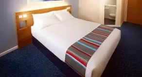 Travelodge Kinross M90 - Image 3