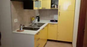 V klancu - Image 3