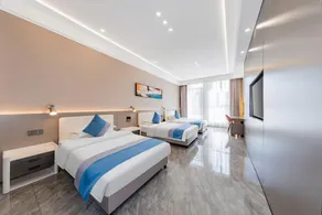Kaihong No. 5 Hotel - Image 2
