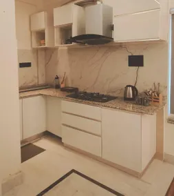 3BHK+Terrace+Car Park+Elevator+centrally located - Image 4
