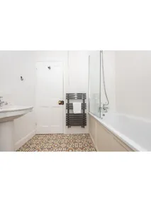 Charming & Trendy base for 5, nr Bishopthorpe Rd - Image 4