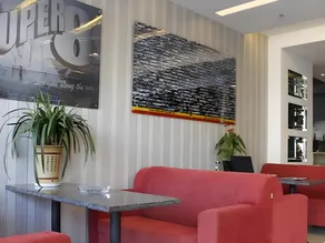 Super 8 Hotel Zhenjiang XueFuLu - Image 2