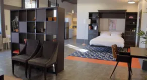 Industrial Chic Studio, Unit B - Image 2