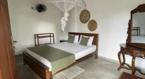 Royal Resort - Image 2