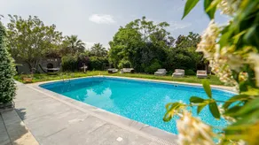 Almina Garden Boutique - Image 3