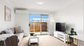 Stay Play & Relax in Comfort - Image 2