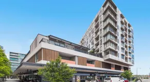 Brand new wood floor apartment located in Wolli Creek - Image 5