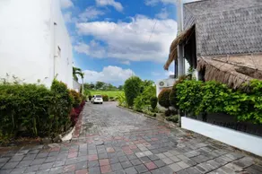 Belvilla Seaside Hermitage Bungalow Canggu Beach - Image 3