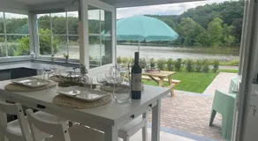 La Petite Maison au bord de l'eau - Image 2