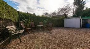 Beautiful 6 Bedroom Holiday Home, Manchester - Image 3