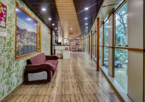 Hotel Olive Lake View By Royal Stay Hotels - Image 2