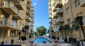 1 Bedroom Apt With Patio in South Riverside - Image 3