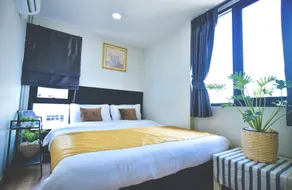 To Sleep Poshtel - Image 2