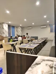 Yellow Sapphire Hotel Gachibowli - Image 4