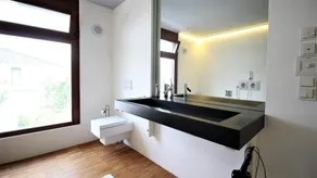 Luxuriose Architektenvilla in bester Lage - Image 1