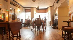 The Royal Oak Inn - Image 2