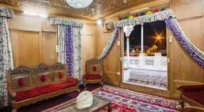 House Boat New Pala Palace - Image 2