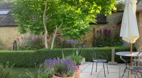 Holly House - Image 4