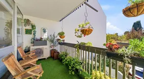 Stylish 2-Bed Apartment Near Kingston Foreshore - Image 5