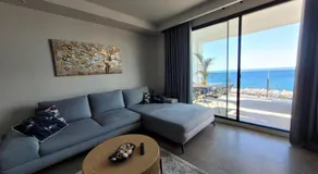 Luxury penthhouse sea views Blue Suite 3401 - Image 2