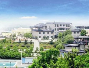 Number One Metropolitan Garden Hotel - Image 5