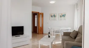 Apartamentos Vistamar - Image 2