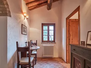 Farmhouse in Borgo Antico - Image 5