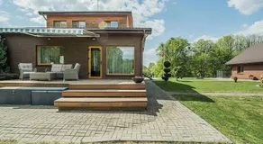 3-bedroom villa surrounded by beautiful nature - Image 4