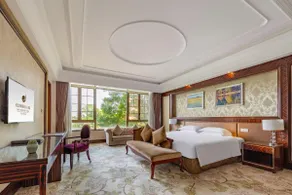 Suqian Shangyang Lake New Century Hotel - Image 2