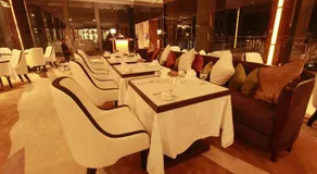 Royal Asnof Hotel Pekanbaru - Image 3