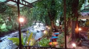 Tree Tops River Huts - Image 5