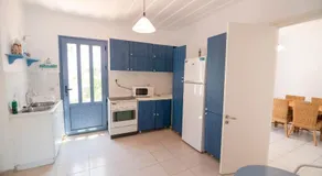 Cottage on the Sea - Image 3