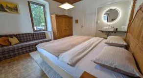 City Center Rooms - Image 2